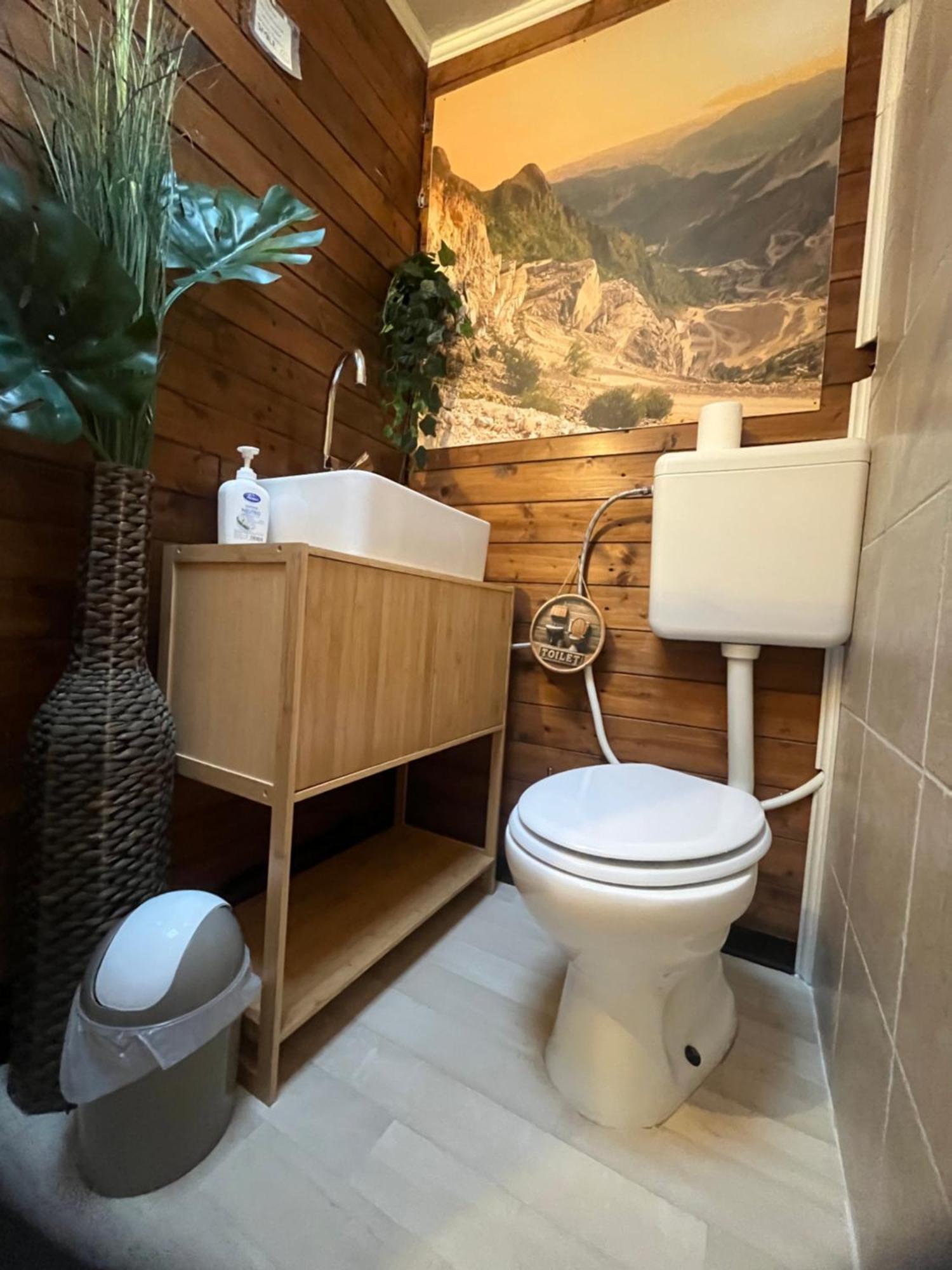 Lo Chalet Del Relax การ์รารา ภายนอก รูปภาพ